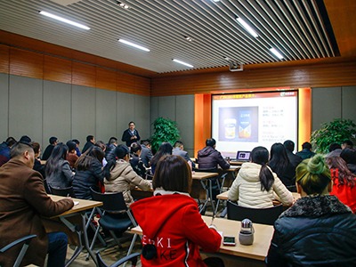 廣田涂料組織開展產(chǎn)品技術(shù)與應(yīng)用培訓(xùn)，技術(shù)大咖“現(xiàn)身說法“